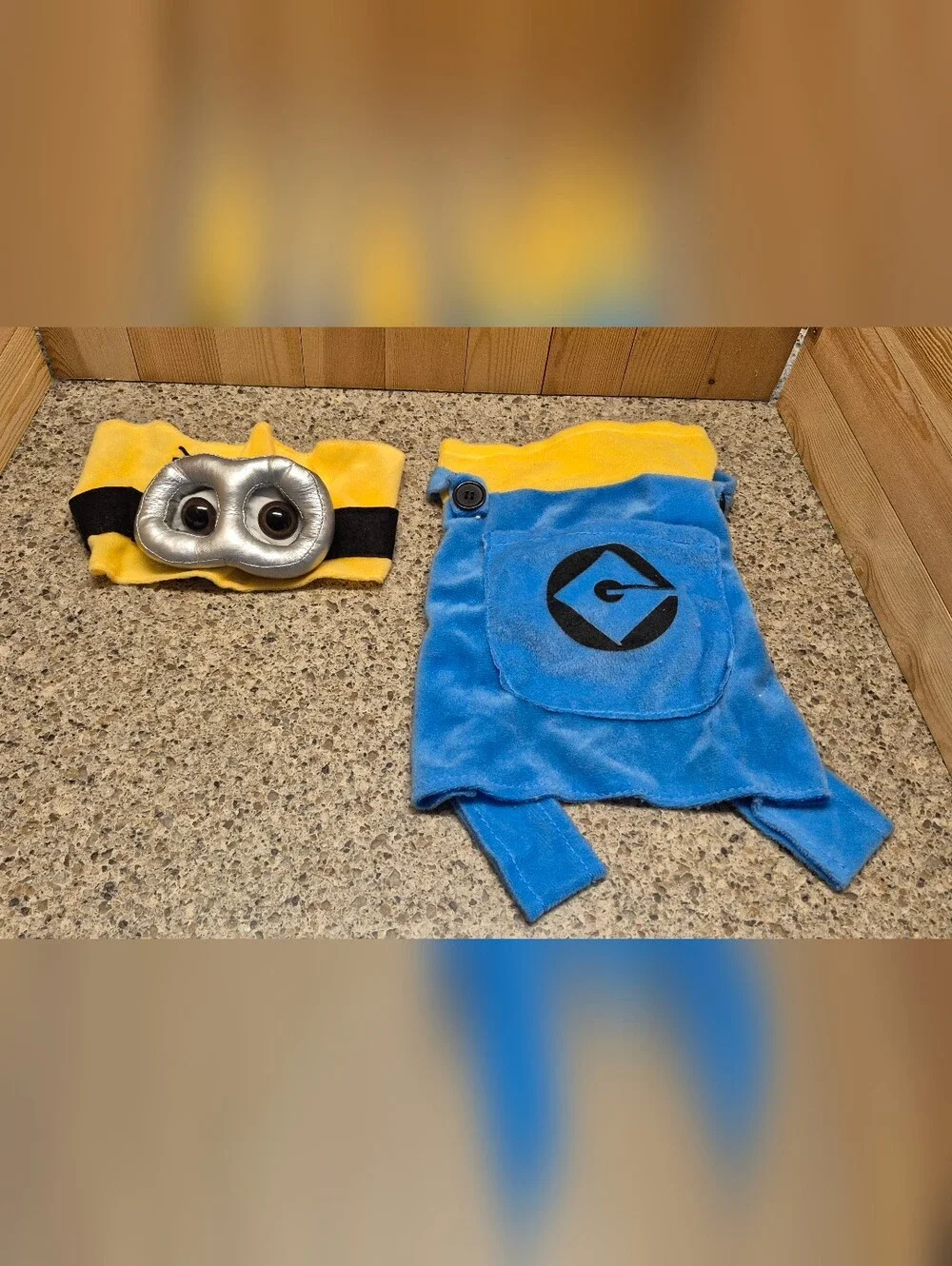 ​Rubies Minion Pet Costume Smll Despicable Me Universal Studios 2pc Dog Cat 2015